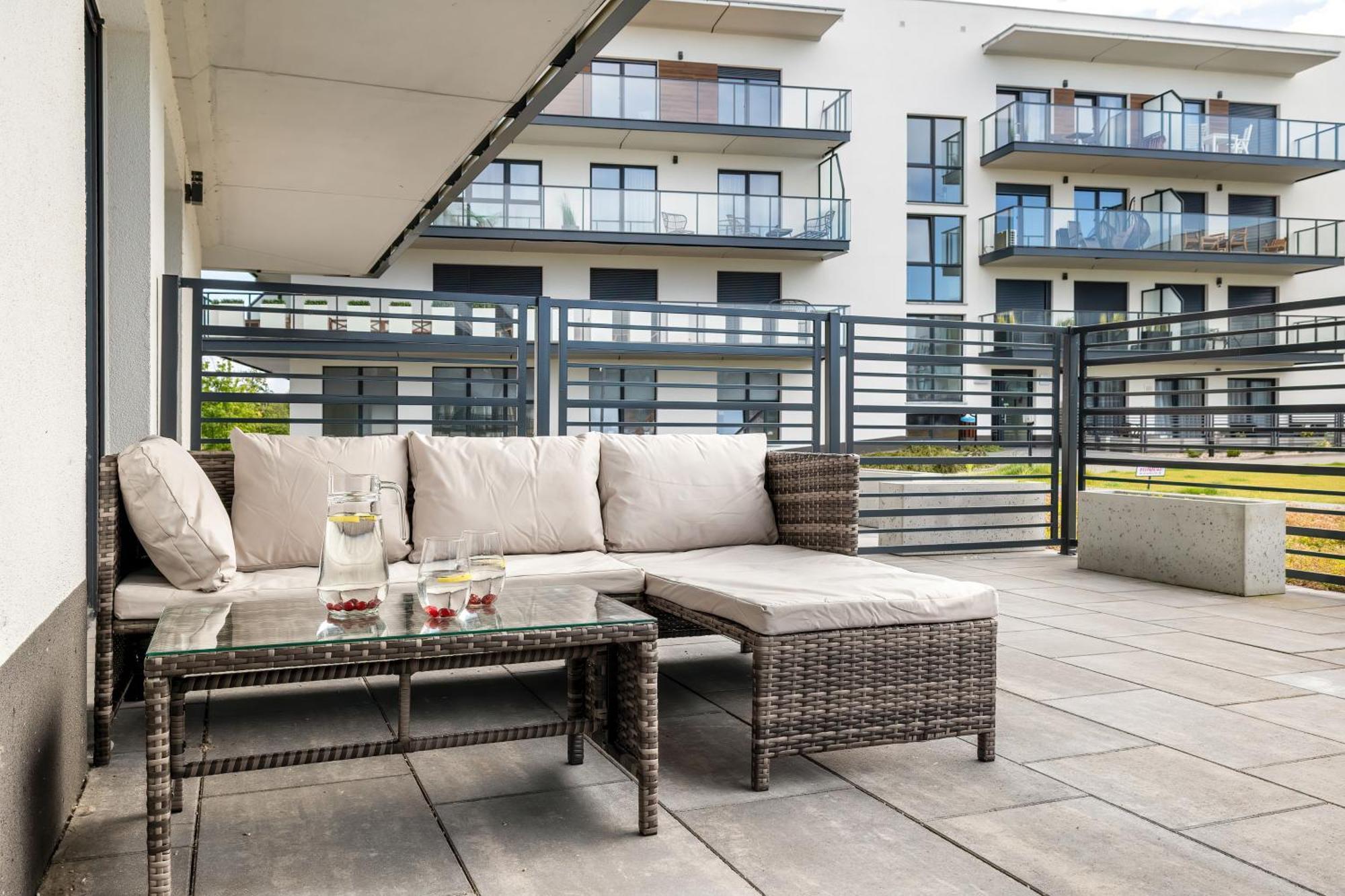 Wellness & Spa Resort Dziwnow Riverfront Apartments With Parking By Noclegi Renters Ngoại thất bức ảnh