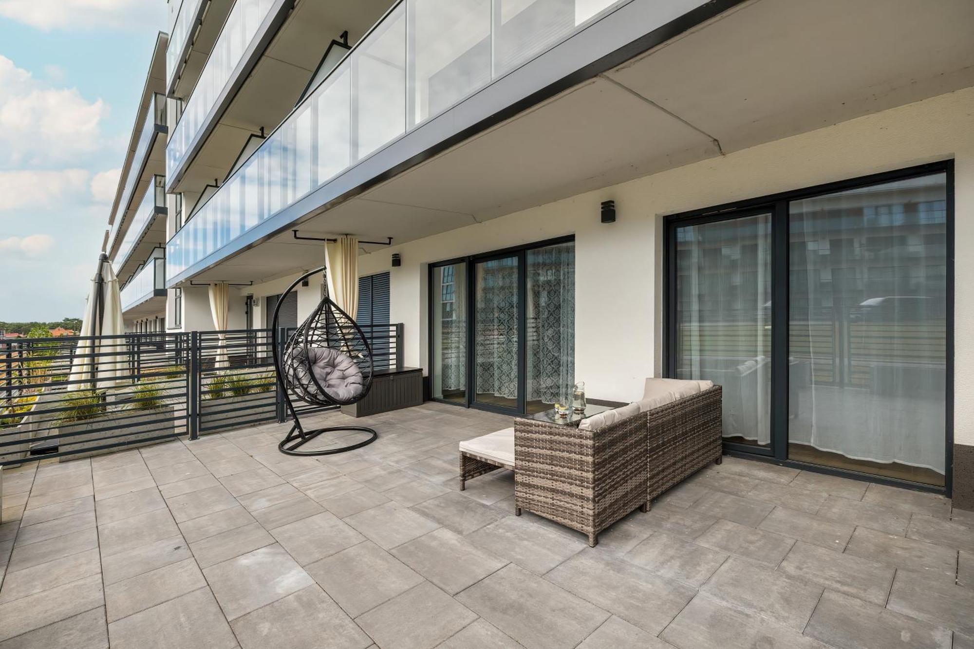 Wellness & Spa Resort Dziwnow Riverfront Apartments With Parking By Noclegi Renters Ngoại thất bức ảnh